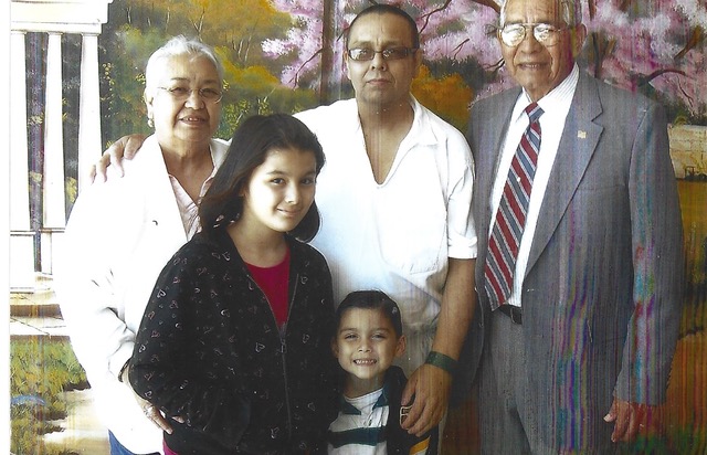 Picture of Charles's brother Juan Elias "Johnny", their mother Lily and father Carter, and Charles's niece Jessika and nephew Ipseph. Taken April 4, 2019.